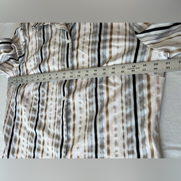 Evan-Picone Woman’s Long Sleeve Button Down Dress Shirt, size 14 - Picture 5 of 8